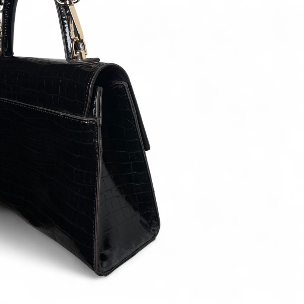 Liz Claiborne Black Croc Embossed Medium Purse w/ Gold Hardware - Picture 6 of 8
